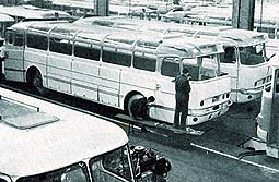 �sszeszerel�s. Reprodukcio: "Ikarus 1948-1963"