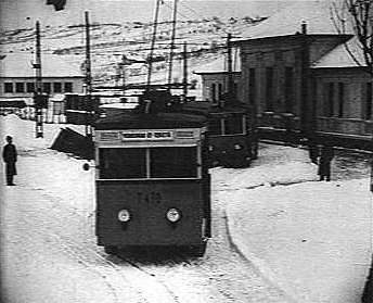 �tad�s ut�ni pillanatok 1933.