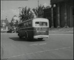 Tr5 a M�csarnok el�tt az 25-�s viszonylaton 1950-ben